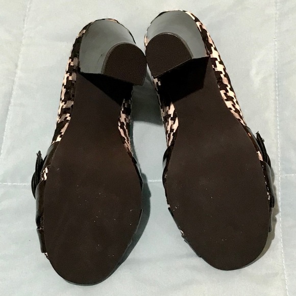 Rampage Houndstooth Chink Heels - Picture 5 of 5